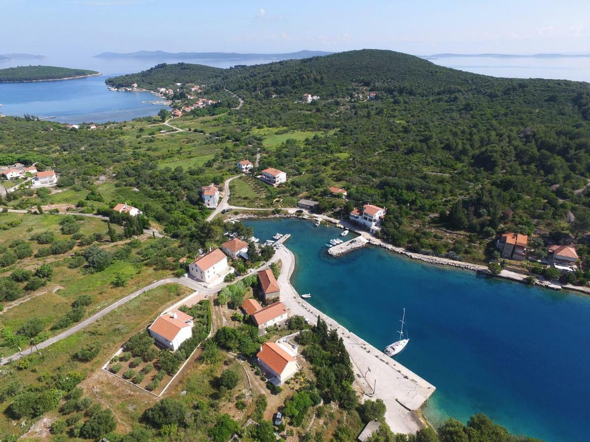 Holiday Home On Dugi Otok - Otok Brbinj Экстерьер фото