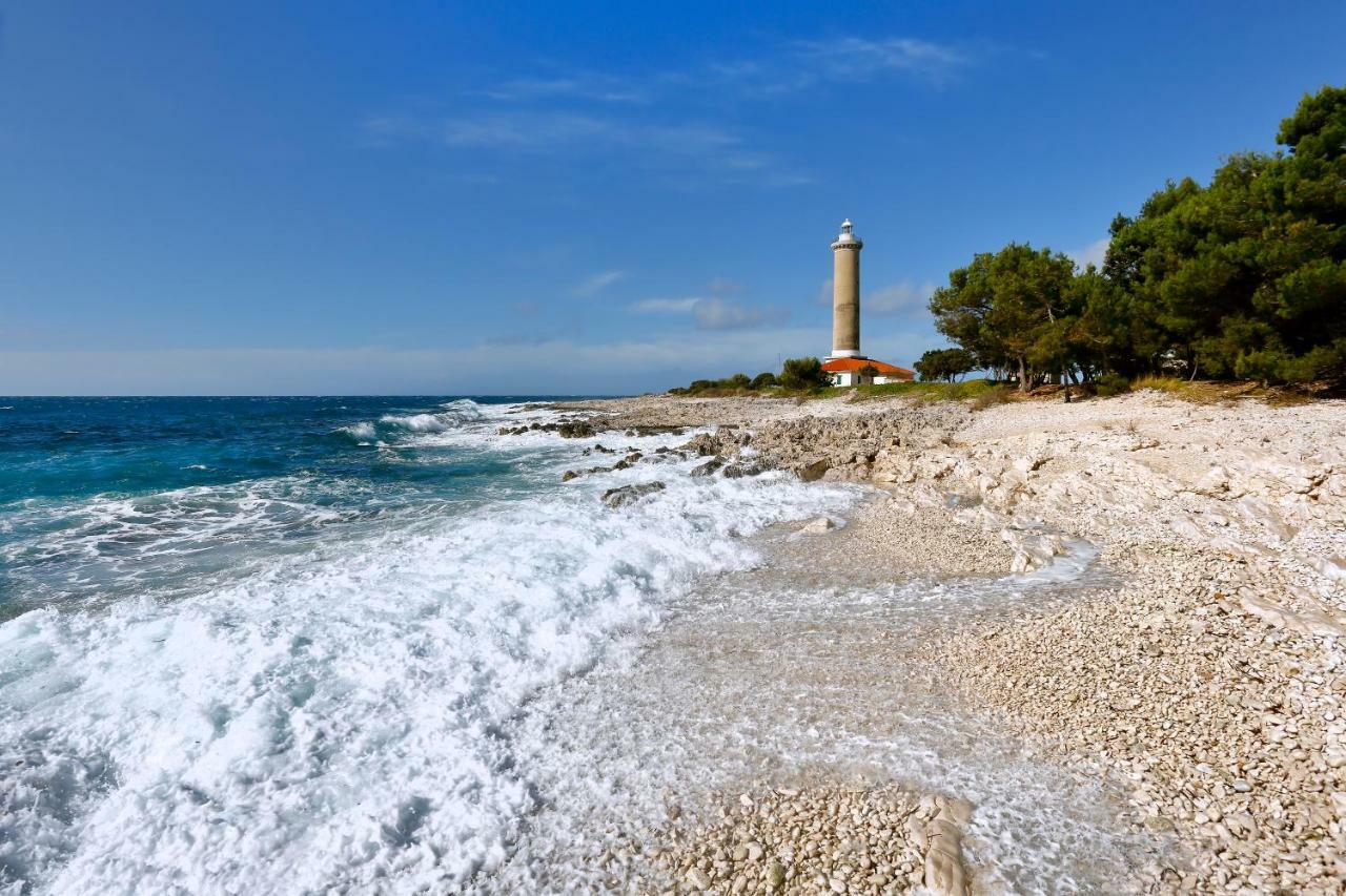 Holiday Home On Dugi Otok - Otok Brbinj Экстерьер фото